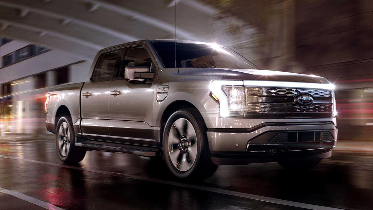 Ford F-150 Lightning.