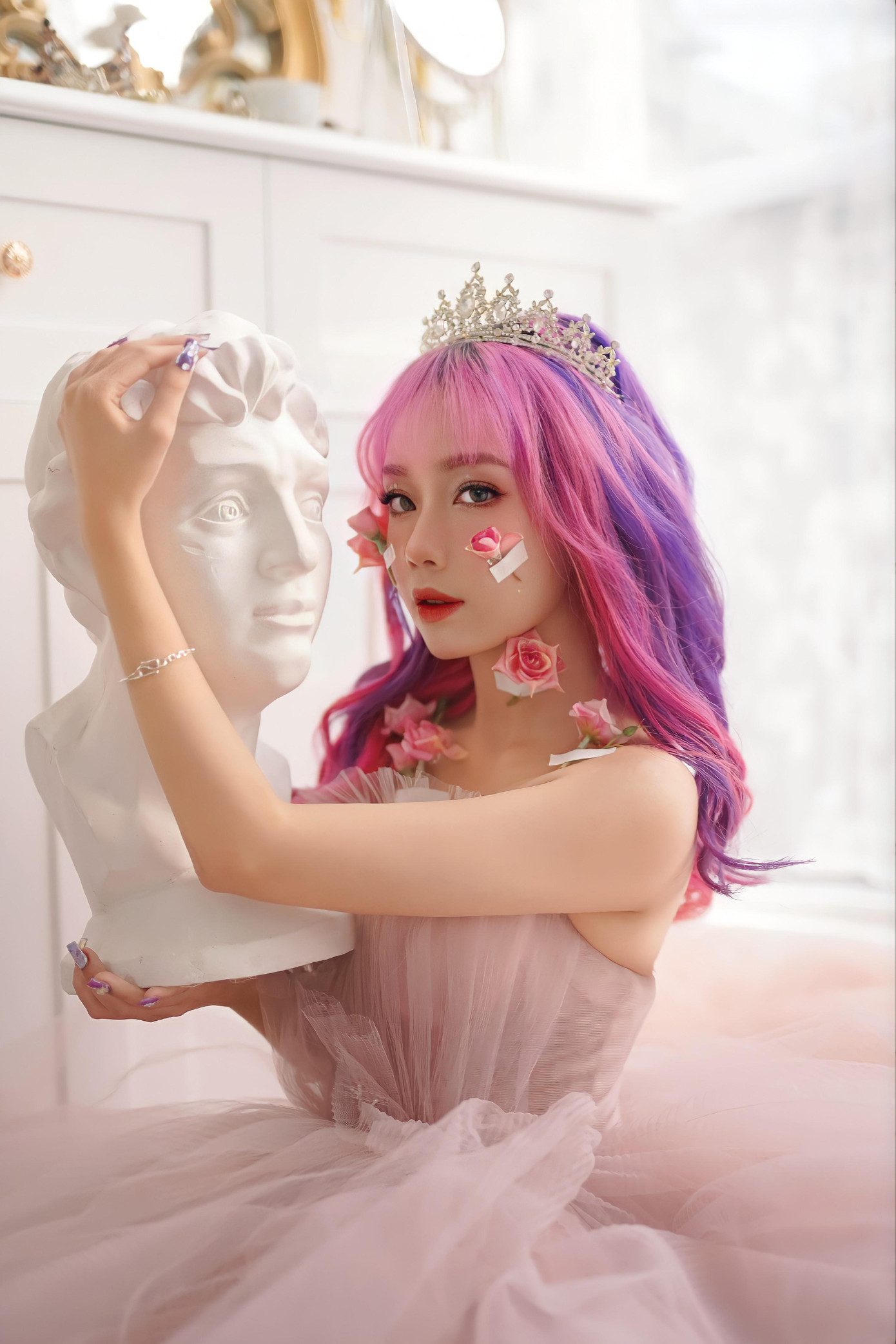 Nhan sắc tuổi 19 của Thúy Hiền