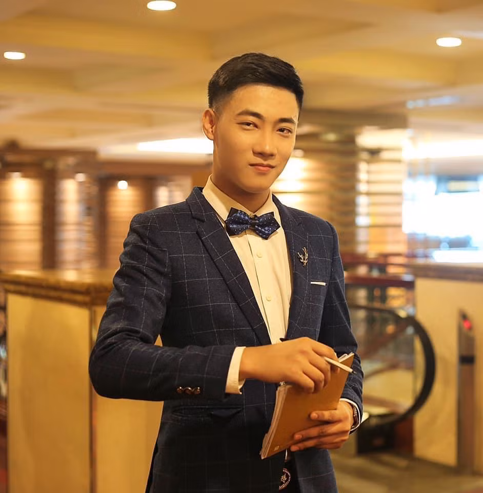 Từ khi biết đến và tìm hiểu, mình cảm thấy Triết là môn học rất thú vị và gần gũi với đời sống