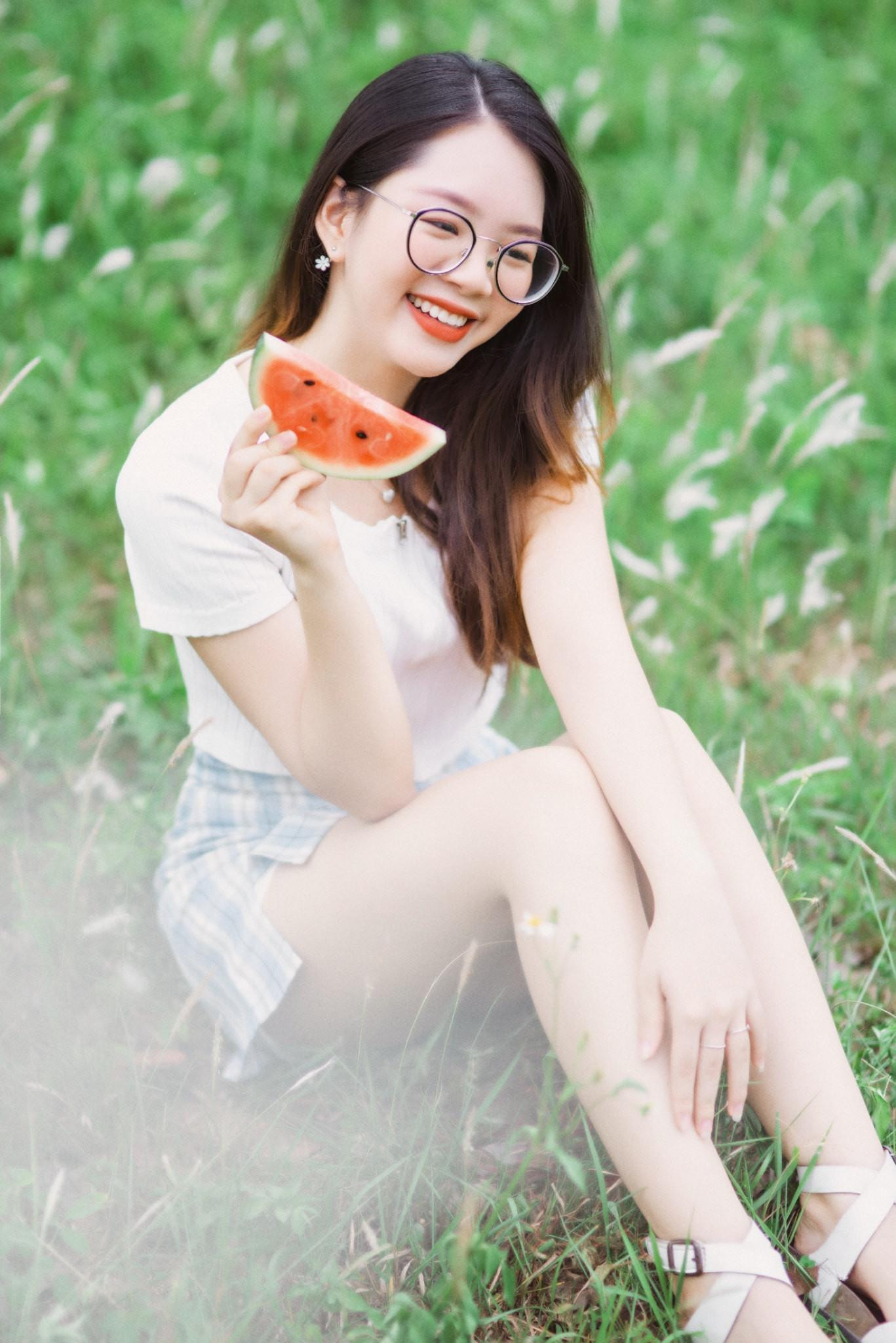 Thùy Linh với bút danh là Dưa, hiện cô đang có hơn 300 bài thơ về những điều bình dị trong cuộc sống.