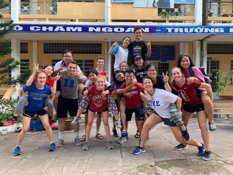 Huấn luyện viên tại trại hè quốc tế Coach For College 2019 - Hậu Giang, Việt Nam