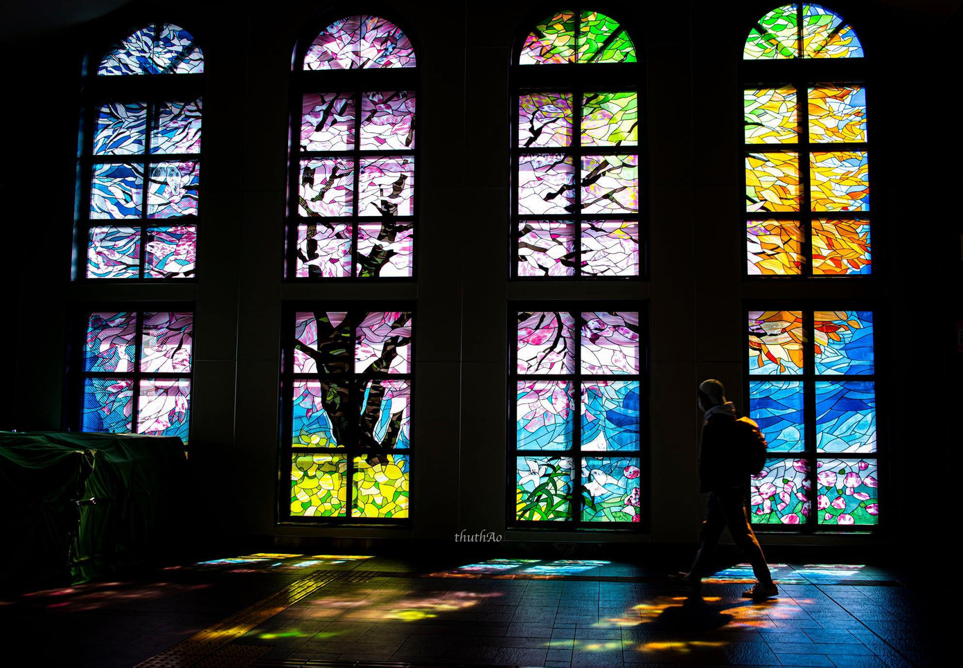 Bước qua bốn mùa