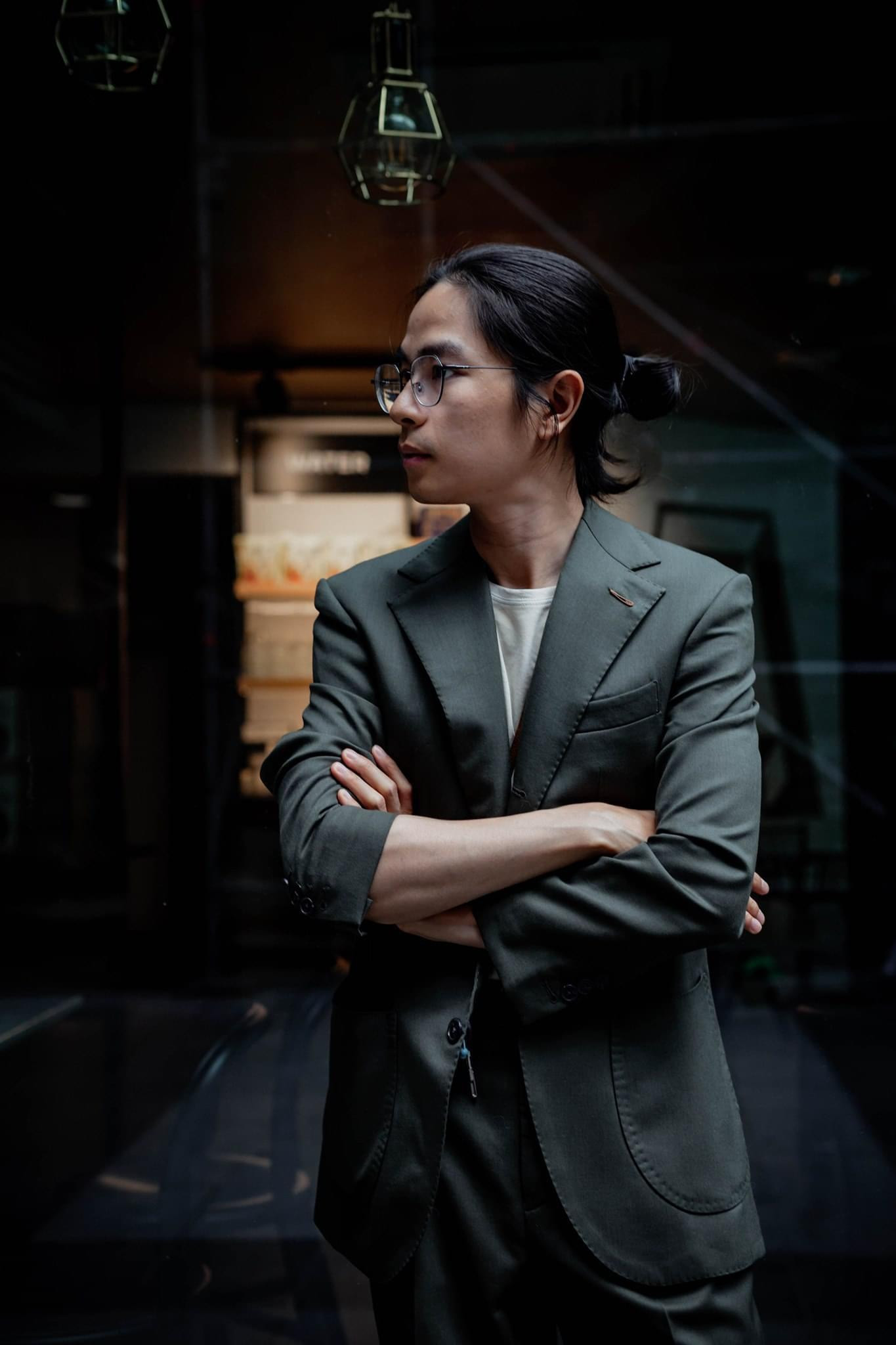 Vince nhận định, nam giới không nên để đến lúc quan trọng nhất mới bắt đầu biết về suit. Vince nhận định, nam giới không nên để đến lúc quan trọng nhất mới bắt đầu biết về suit.