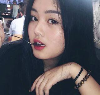 Quỳnh Như từng là cô gái mũm mĩm đầy tự ti vì cân nặng của bản thân Quỳnh Như từng là cô gái mũm mĩm đầy tự ti vì cân nặng của bản thân