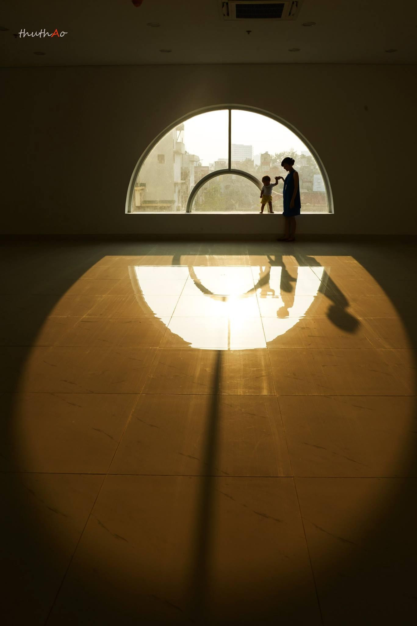 “Những bước chân đầu đời của con luôn có mẹ” - Giải khuyến khích Canon Marathon.