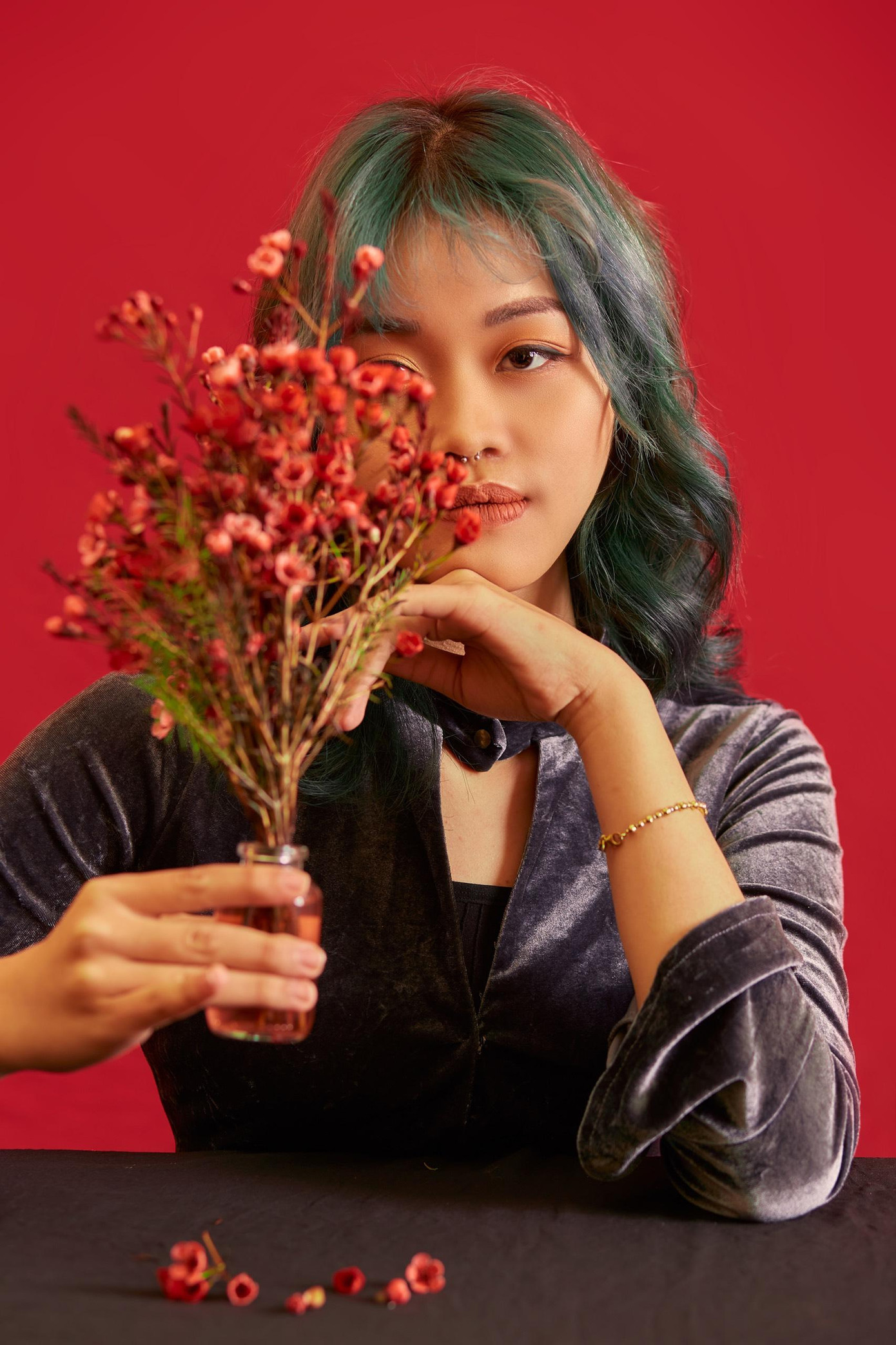 Cô gái sinh năm 2002 thường xuyên thay đổi màu tóc để làm mới mình.