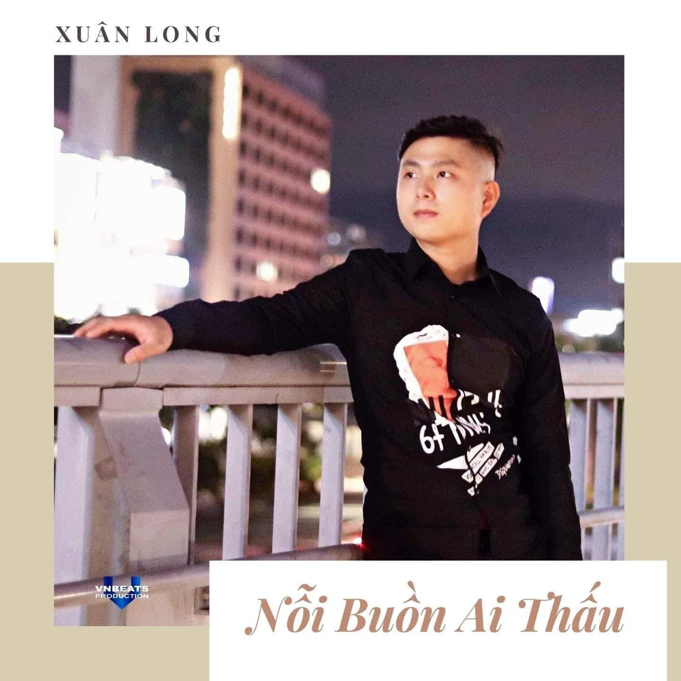 Trong bài hát, Xuân Long sử dụng nhiều từ ngữ ước lệ như: “Tình yêu chúng ta giờ như bông hoa héo tàn” hay “Khoảng cách đôi ta quá xa, như mây và cây lá”… Trong bài hát, Xuân Long sử dụng nhiều từ ngữ ước lệ như: “Tình yêu chúng ta giờ như bông hoa héo tàn” hay “Khoảng cách đôi ta quá xa, như mây và cây lá”…