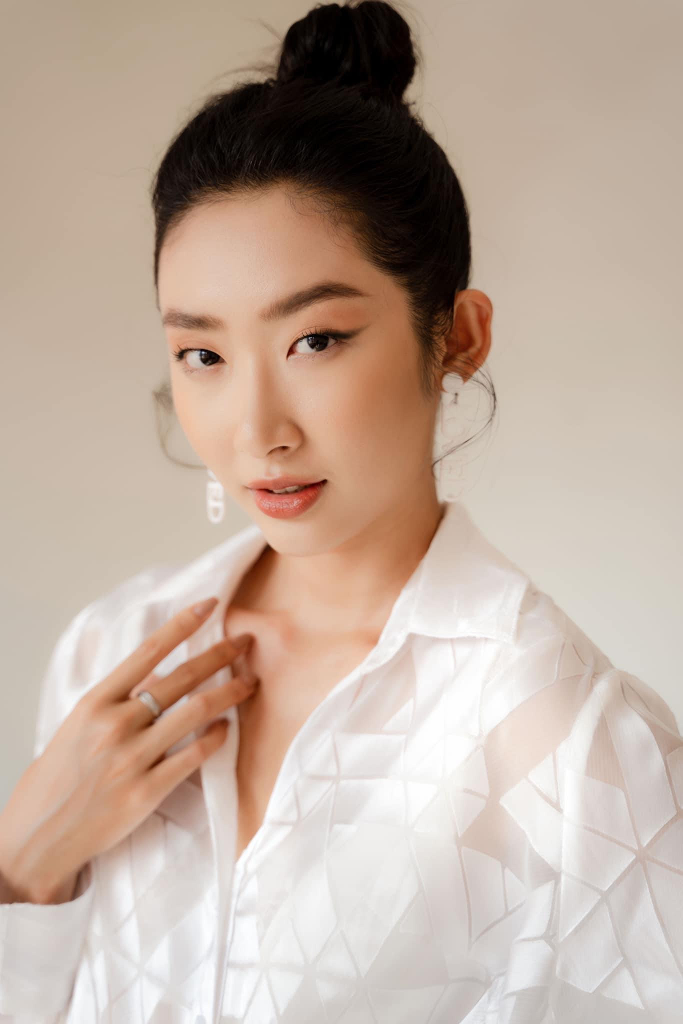 Thanh Khoa đăng quang Hoa hậu Sinh viên Thế giới 2019. Thanh Khoa đăng quang Hoa hậu Sinh viên Thế giới 2019.