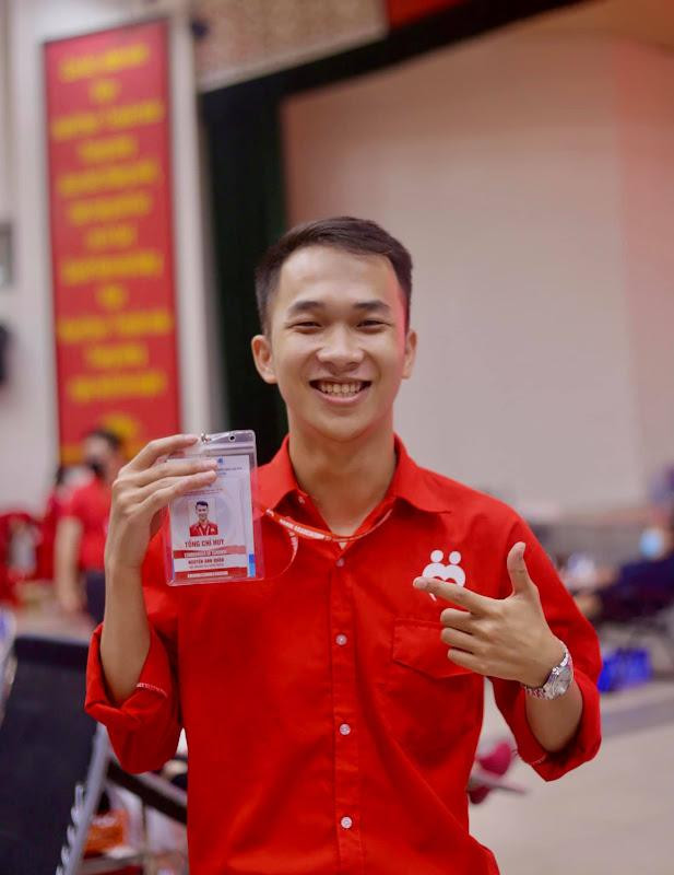 Anh Nguyễn Anh Quân - Phó Chủ tịch Hội Thanh niên vận động hiến máu Hà Nội (Ảnh: NVCC) Anh Nguyễn Anh Quân - Phó Chủ tịch Hội Thanh niên vận động hiến máu Hà Nội (Ảnh: NVCC)