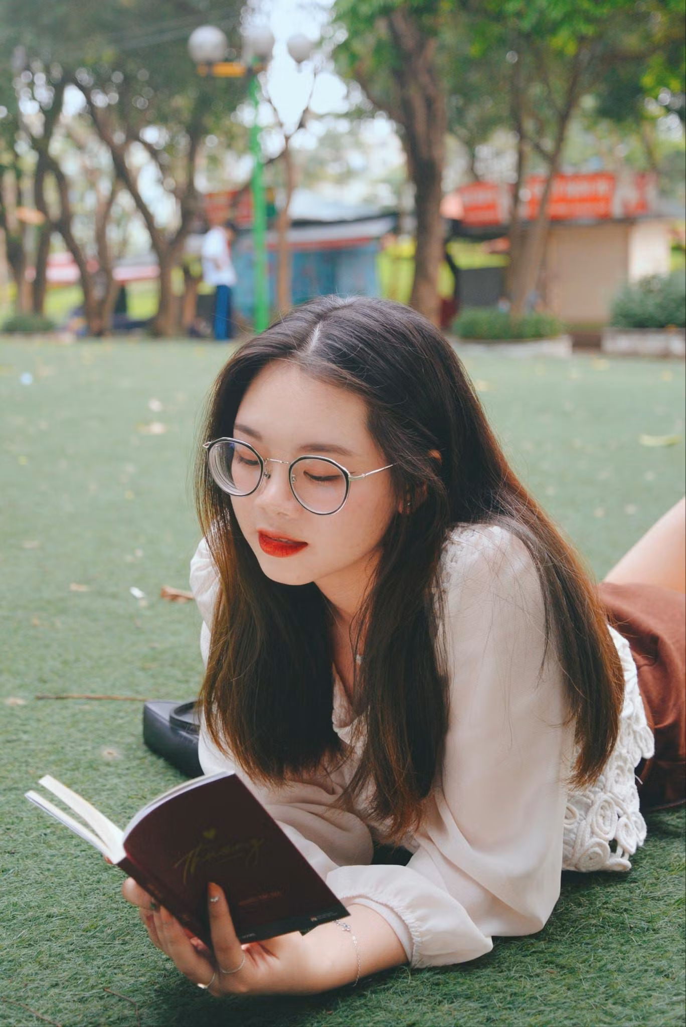 Dưa từng tham gia nhiều cuộc thi về sáng tác thơ, văn và đã gặt hát được một số giải thưởng nhỏ.