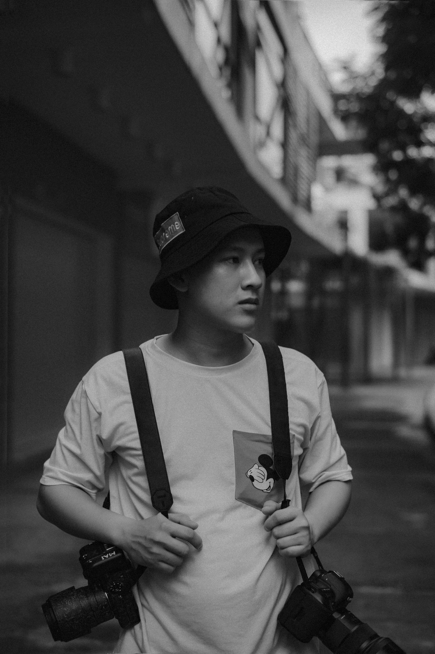 Vốn đam mê nghệ thuật, đặc biệt là nhiếp ảnh nên Lê Ba đặt quyết tâm theo đuổi nghề ‘ghi lại những khoảnh khắc’.