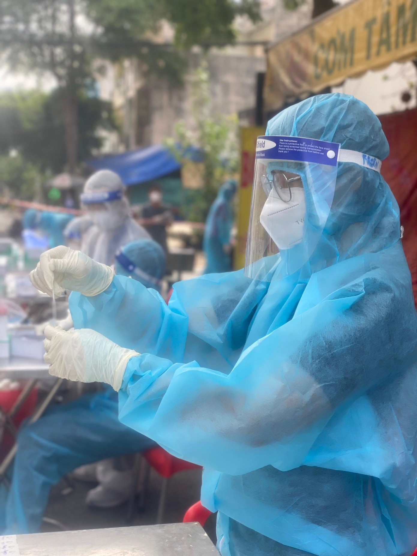 Tất cả quy trình thực hiện lấy mẫu đều diễn ra theo đúng trình tự, chặt chẽ, quy củ