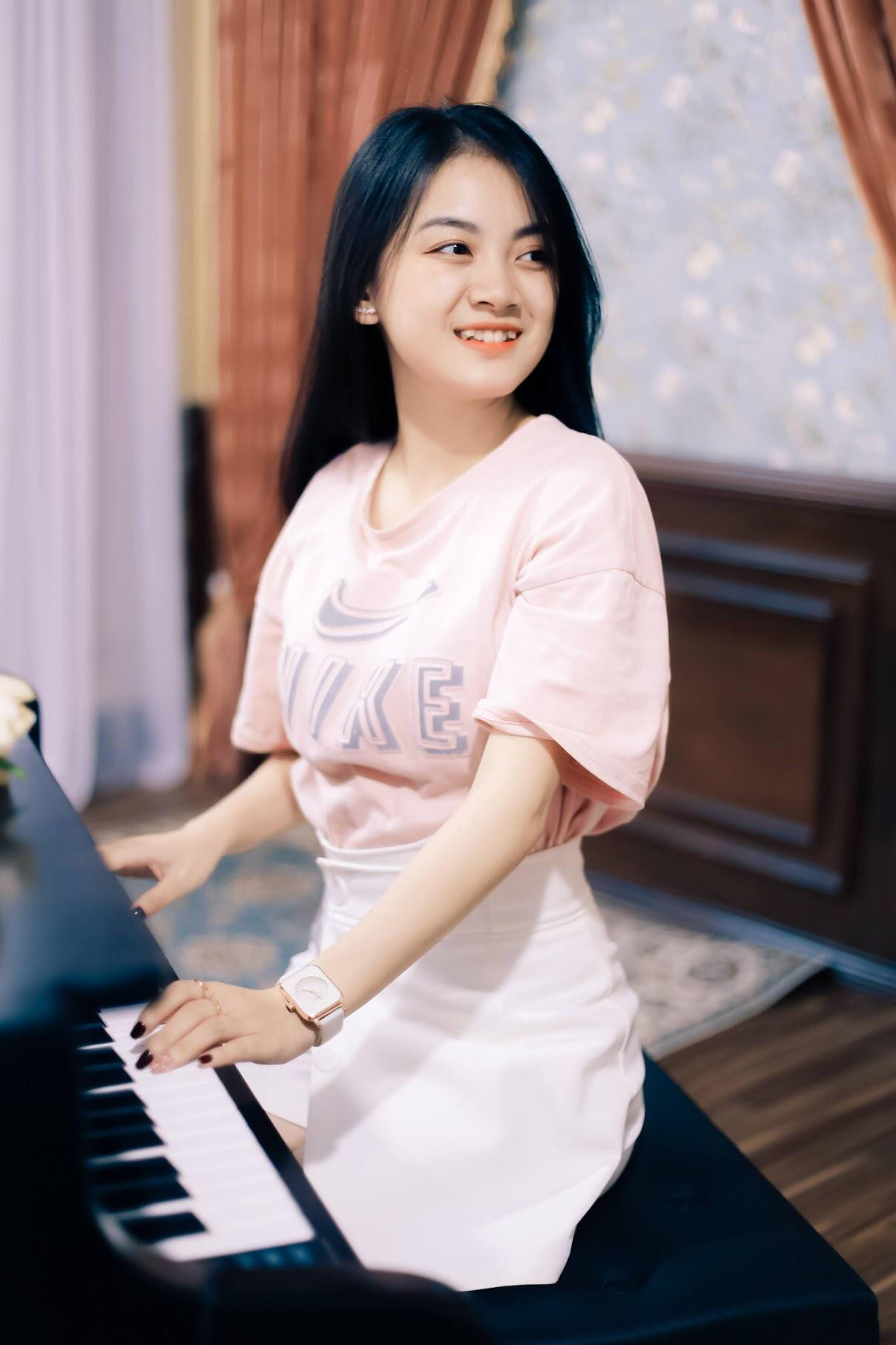 Cô gái bắt đầu công việc gia sư từ năm nhất để tích luỹ, trau dồi kỹ năng, kinh nghiệm, phục vụ cho chuyên ngành.