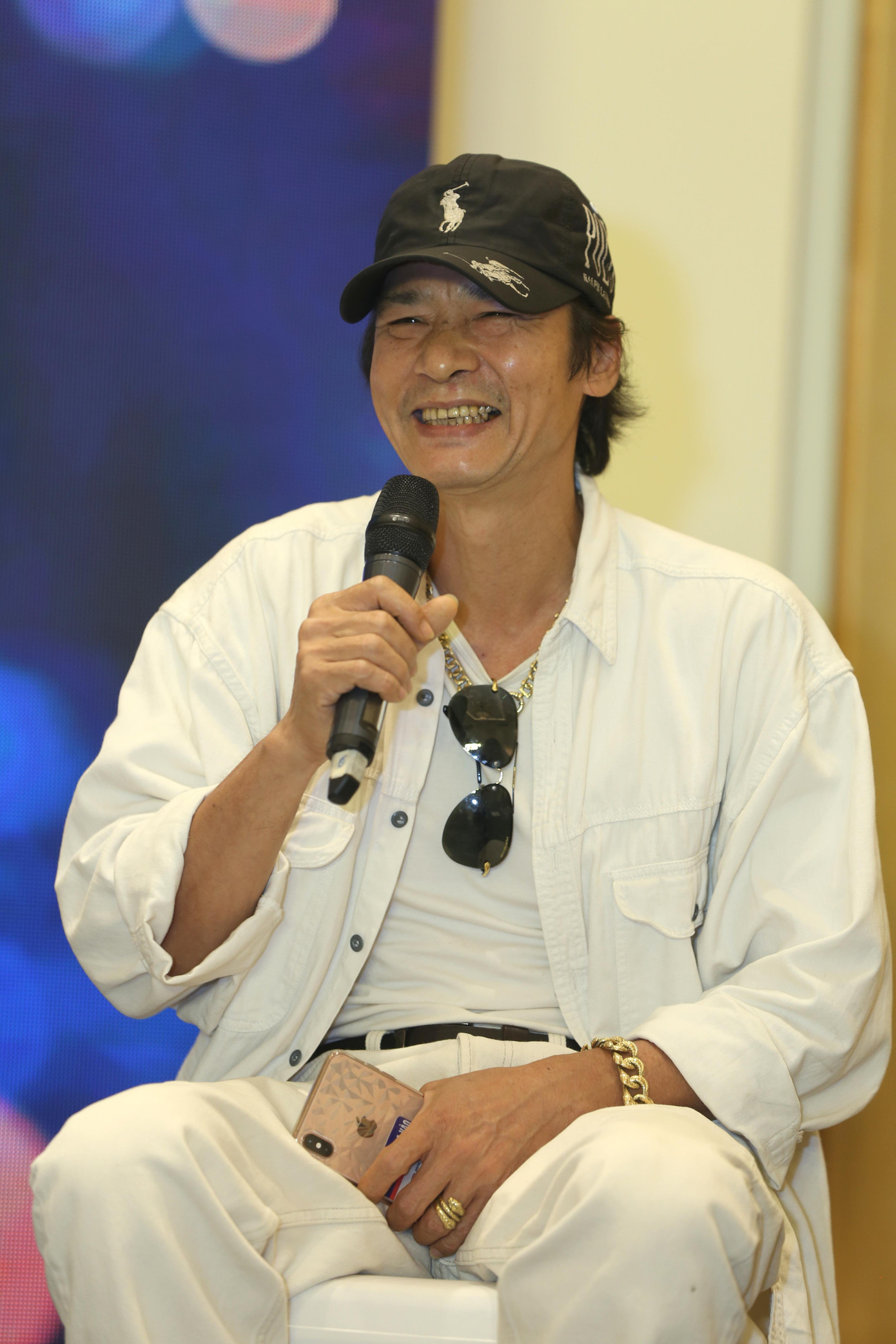 NSƯT Võ Hoài Nam trở lại truyền hình sau 16 năm vắng bóng với vai ông Sinh - người cha tù tội vẫn lặng thầm bảo vệ con gái suốt nhiều năm