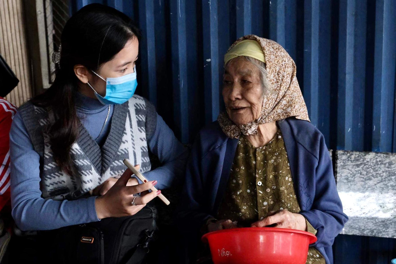 Ở chuyến đi, Linh Chi cảm nhận nhiều hơn về tình yêu thương trong cuộc sống.