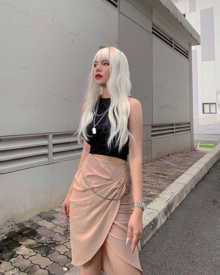 Đối với nữ sinh chuyên ngành Marketing, không thể đánh giá một người chỉ dựa vào cách ăn mặc của họ