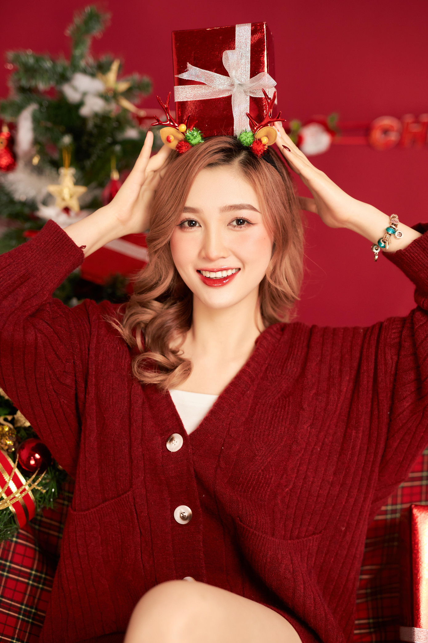 Đối với Ngọc Ánh, Giáng sinh không chỉ là ngày lễ của những người theo đạo Thiên Chúa mà còn là một dịp đặc biệt để mọi người háo hức, chờ mong. Đây là khoảng thời gian quây quần bên gia đình, cùng nhìn lại những gì đã làm được và đặt ra dự định cho chặng đường mới.