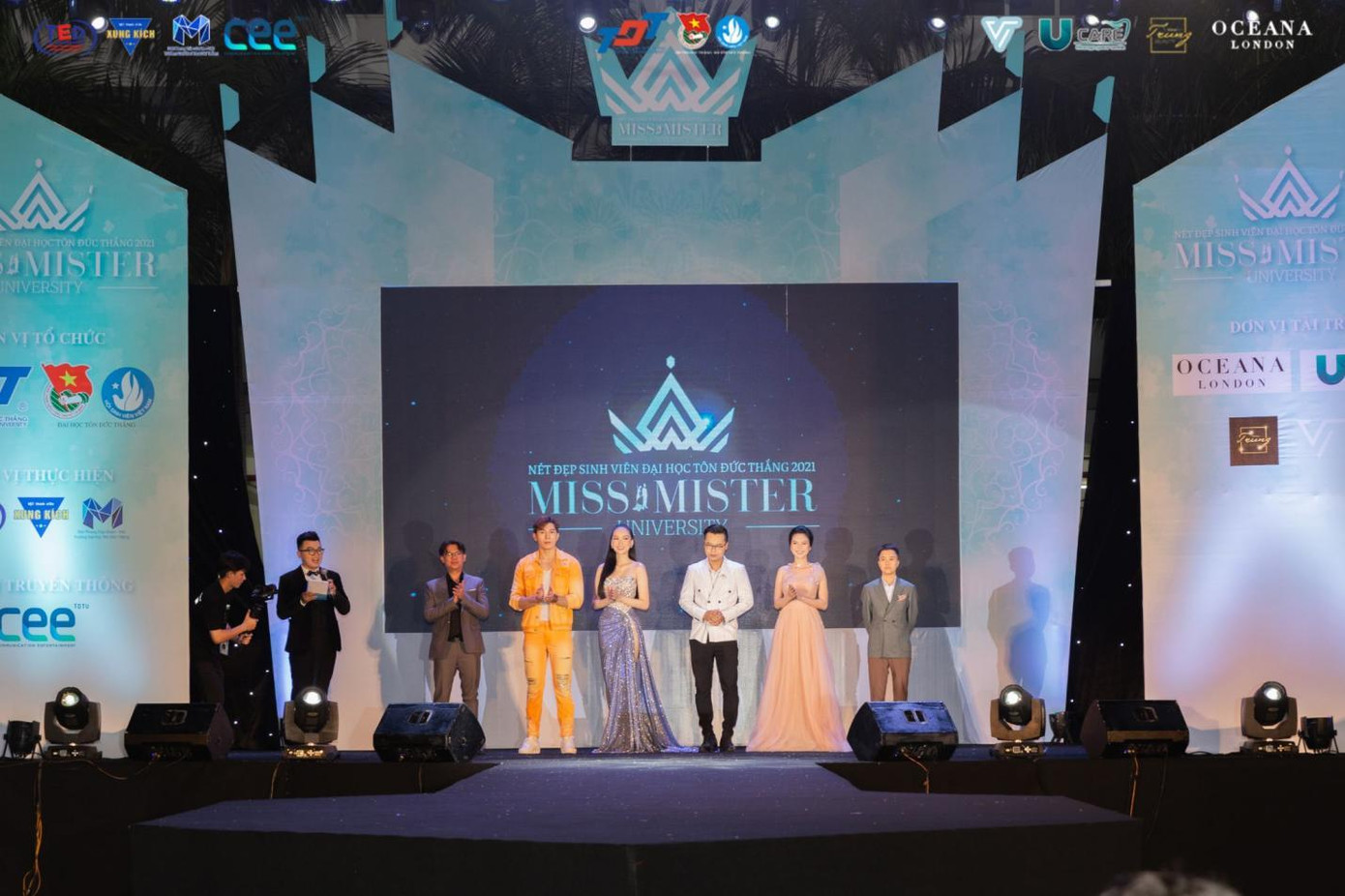 Dàn Ban giám khảo tham dự đêm Bán kết gồm có: Nam vương Trương Ngọc Tình, top 5 Hoa hậu Việt Nam 2020 Phạm Thị Phương Quỳnh, MC Phan Ngọc Phương Uyên, anh Nguyễn Nhã, anh Minh Trung Beauty, đạo diễn thời trang Tạ Nguyên Phúc, nhà thiết kế Minh Tuấn Nguyễn.