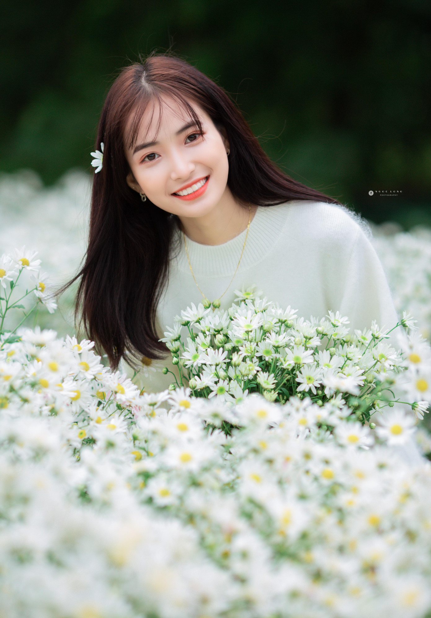 Nữ sinh được biết đến là một trong những mẫu ảnh, makeup artist nổi bật tại Hà Nội. Nữ sinh được biết đến là một trong những mẫu ảnh, makeup artist nổi bật tại Hà Nội.