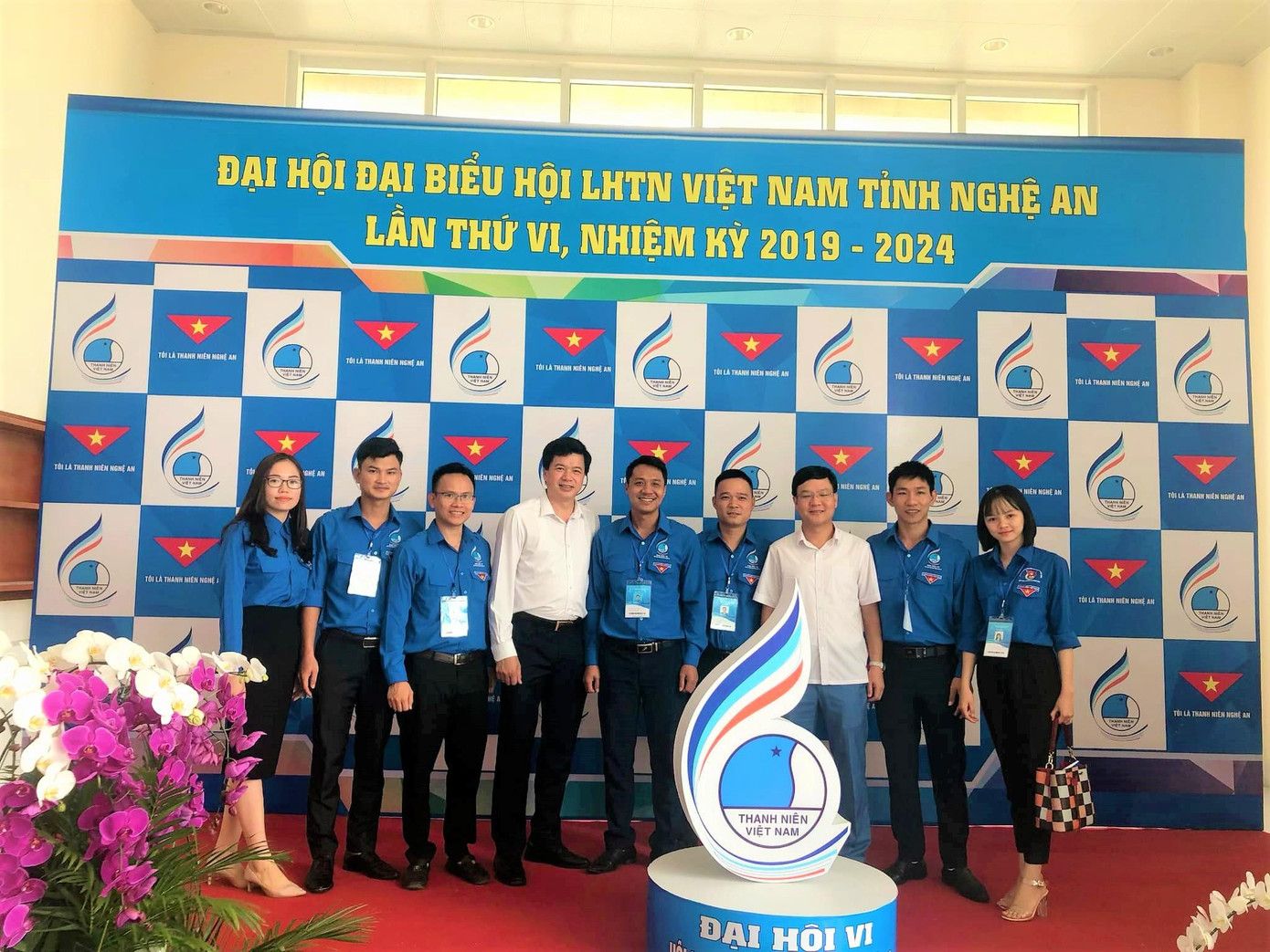 Hà vinh dự khi đại diện cho tất cả Đoàn thanh niên toàn Thị xã tham dự Đại hội Đại biểu LHTL Việt Nam tỉnh Nghệ An lần thứ VI.