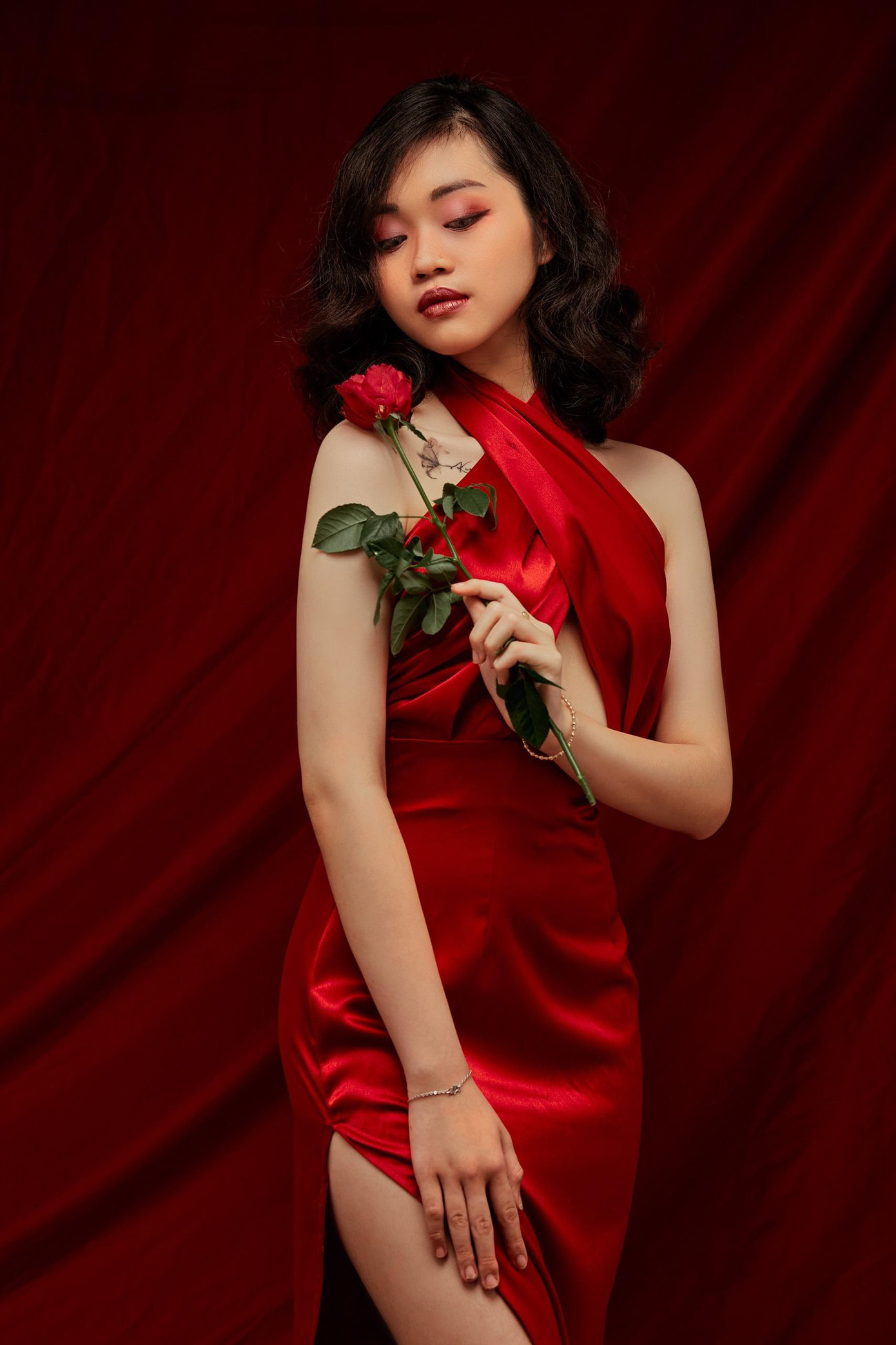 Kiều Anh xuất hiện với hình ảnh đầy quyến rũ.