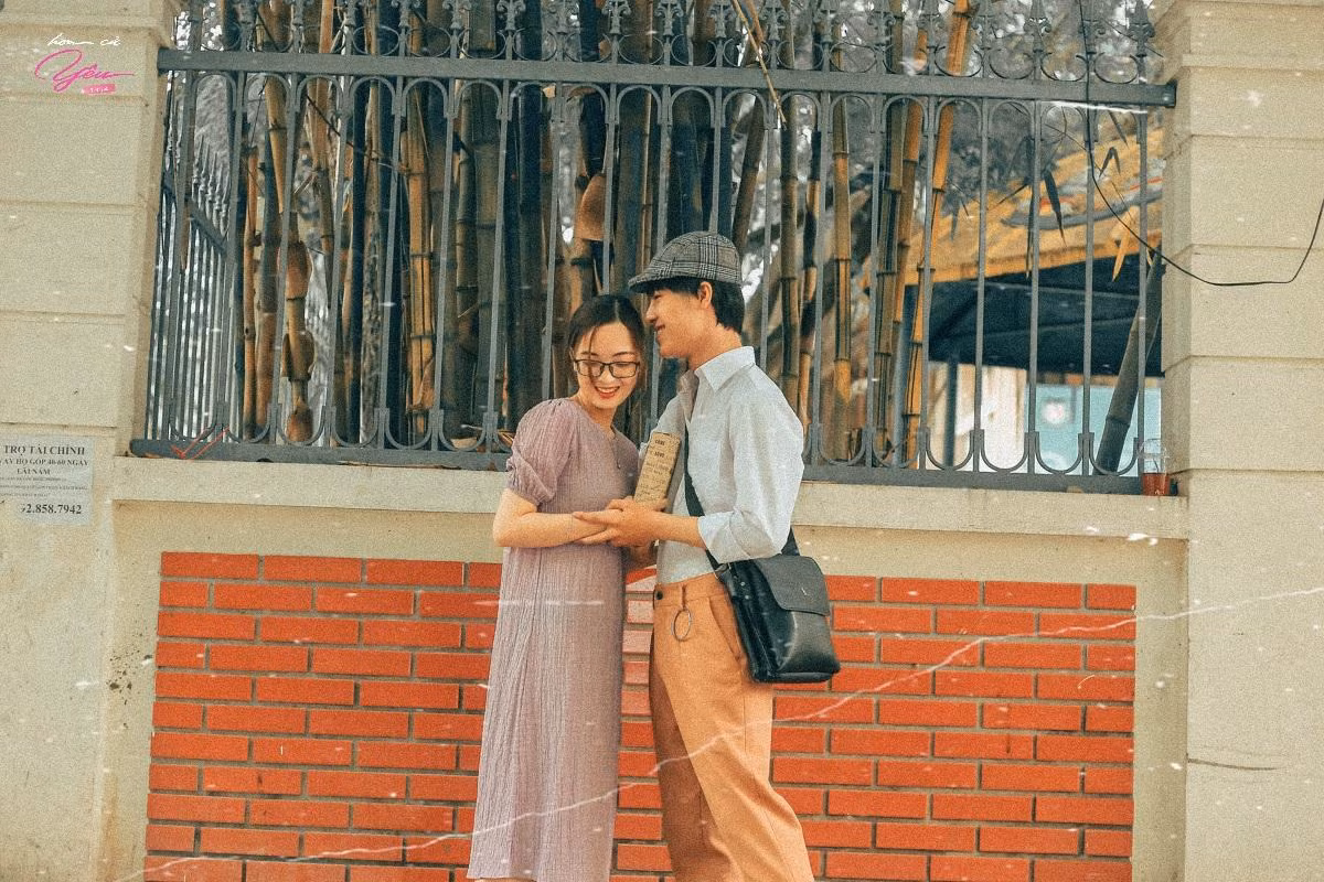Hai người ngại ngùng nhưng trong lòng quá đỗi vui sướng
