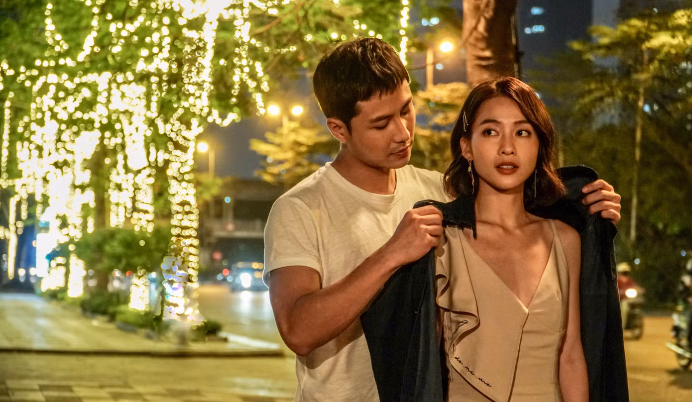 “11 tháng 5 ngày” là bộ phim đầu tiên Thanh Sơn và Khả Ngân kết hợp “11 tháng 5 ngày” là bộ phim đầu tiên Thanh Sơn và Khả Ngân kết hợp
