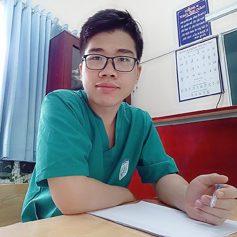 Thượng sĩ Mai Tiến Dũng, sinh viên lớp 50B, Học viện Quân y (Ảnh: NVCC) Thượng sĩ Mai Tiến Dũng, sinh viên lớp 50B, Học viện Quân y (Ảnh: NVCC)