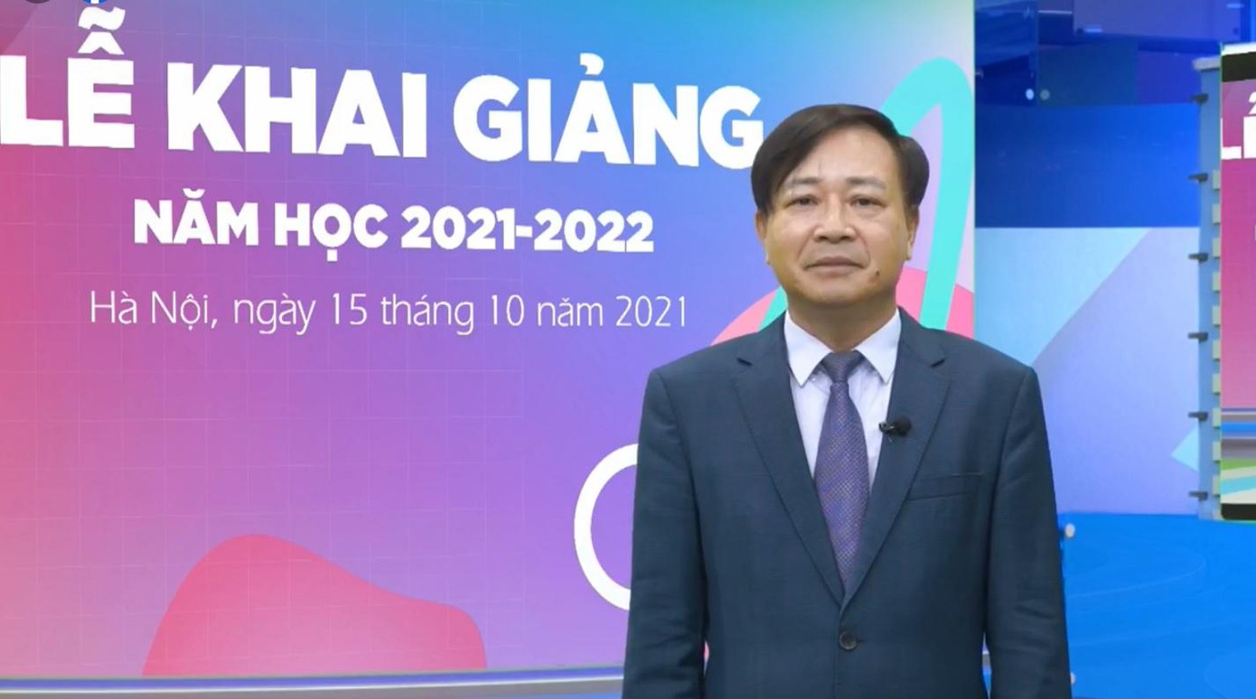 TS. Lê Đắc Sơn – Chủ tịch Hội đồng trường Đại học Đại Nam phát biểu tại Lễ khai giảng. TS. Lê Đắc Sơn – Chủ tịch Hội đồng trường Đại học Đại Nam phát biểu tại Lễ khai giảng.