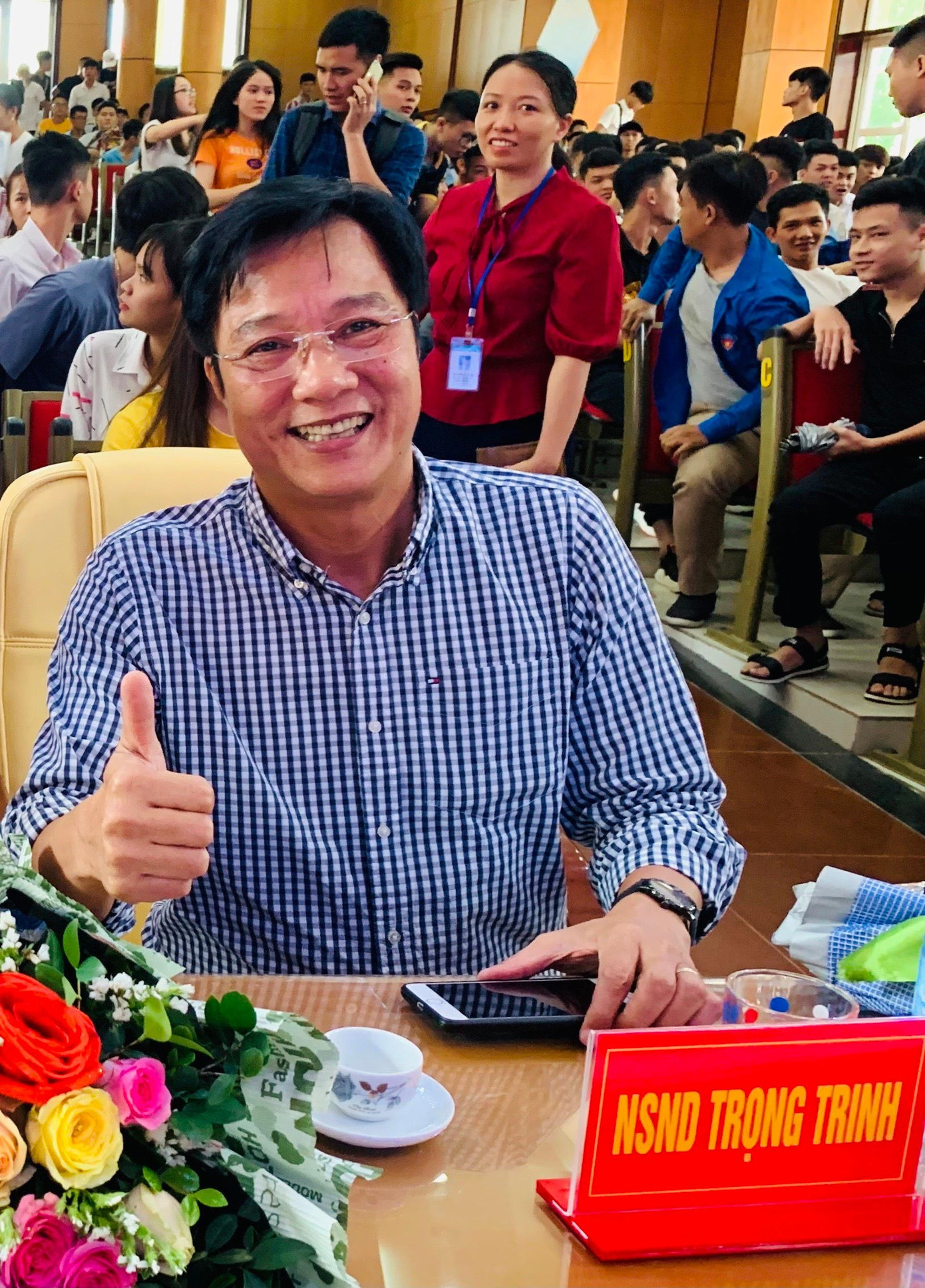 NSND Trọng Trinh tại trường ĐH Sao Đỏ, Chí Linh, Hải Dương.