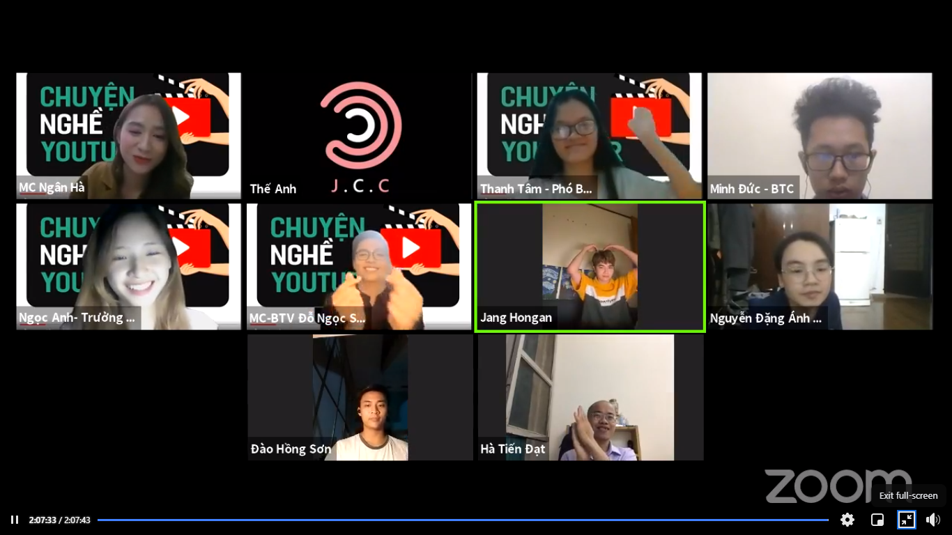 Talkshow Chuyện nghề Youtuber kết thúc trong sự nuối tiếc của những người tham gia.