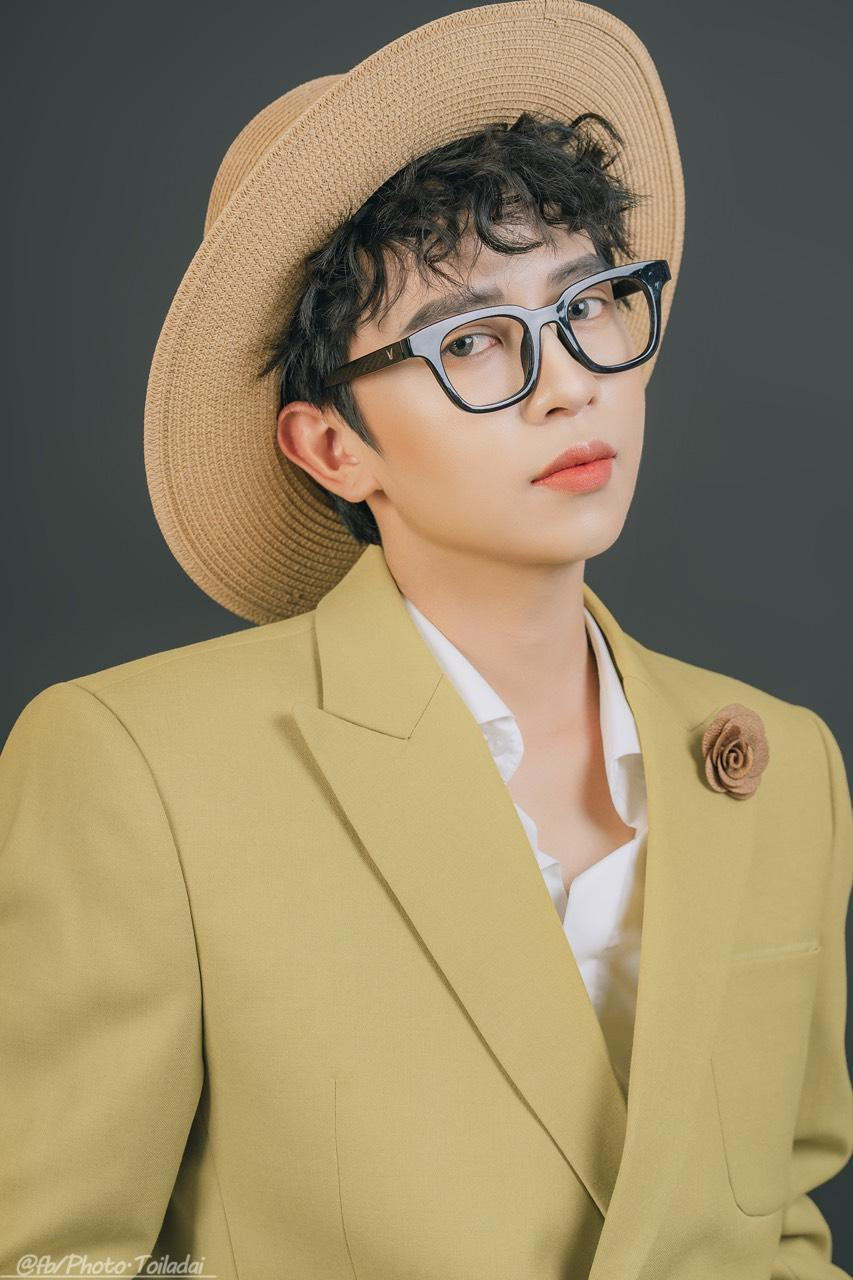 Chiêu Minh tên thật là Đào Văn Minh