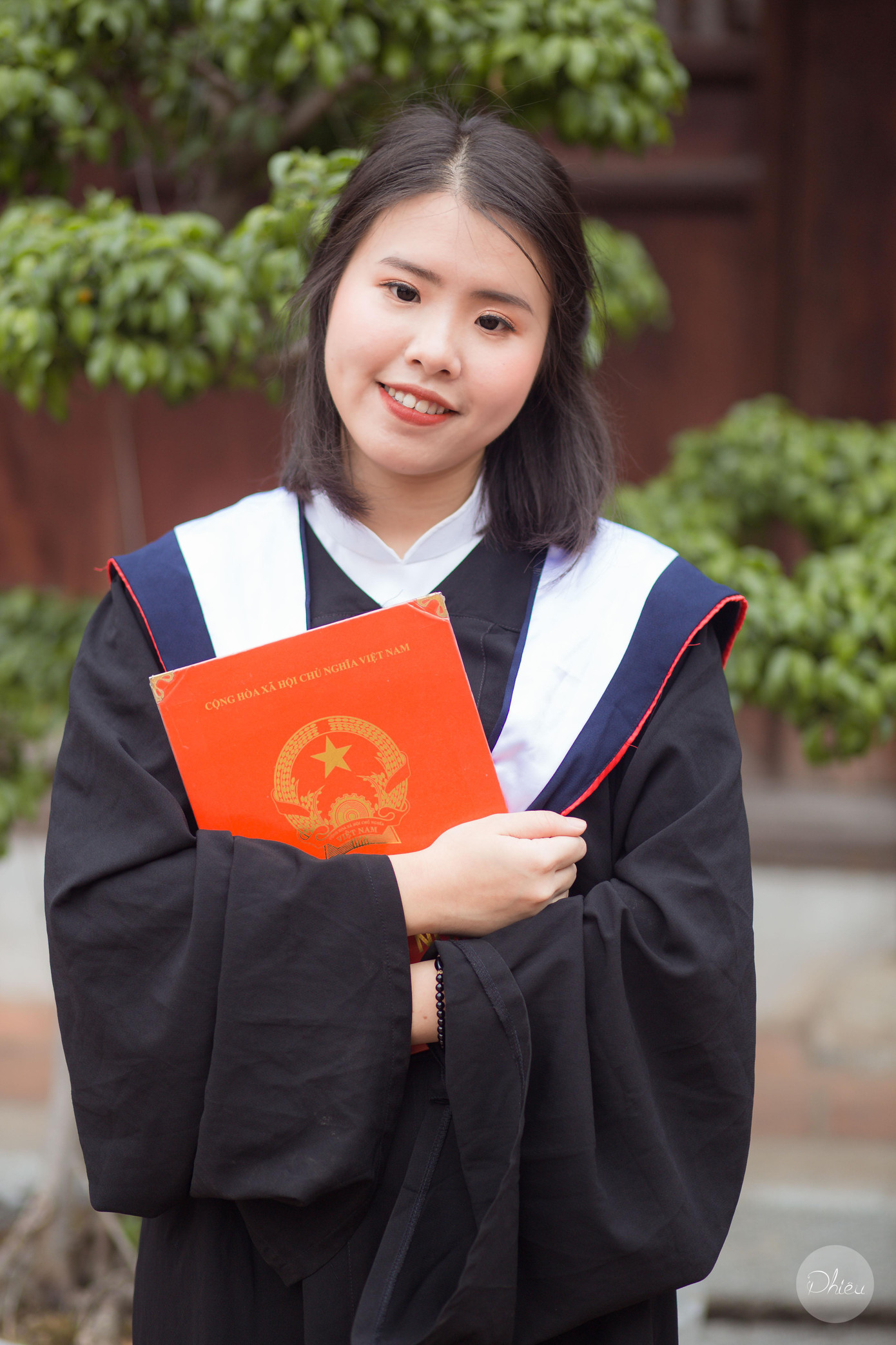 Trước đây, Hải Anh là một cô gái rụt rè, ngại giao tiếp người lạ. Trước đây, Hải Anh là một cô gái rụt rè, ngại giao tiếp người lạ.