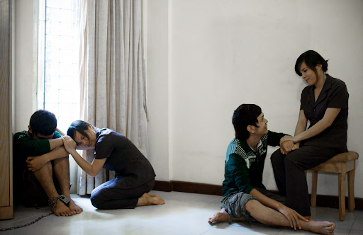 LGBT+ và những câu chuyện bạo lực, phân biệt đối xử (Ảnh: iSee).