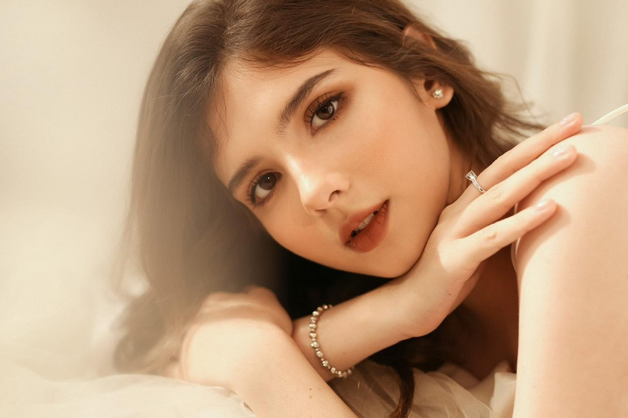 O’sullivan Xuân Mai sinh năm 2002