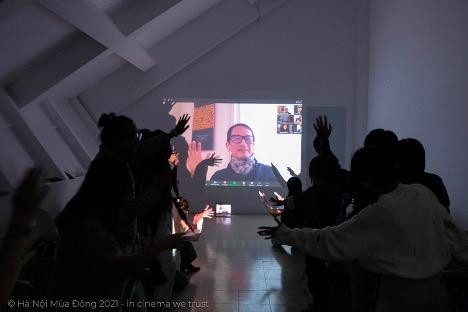 Đạo diễn Trần Anh Hùng giảng dạy Master Class trực tuyến từ Pháp Đạo diễn Trần Anh Hùng giảng dạy Master Class trực tuyến từ Pháp