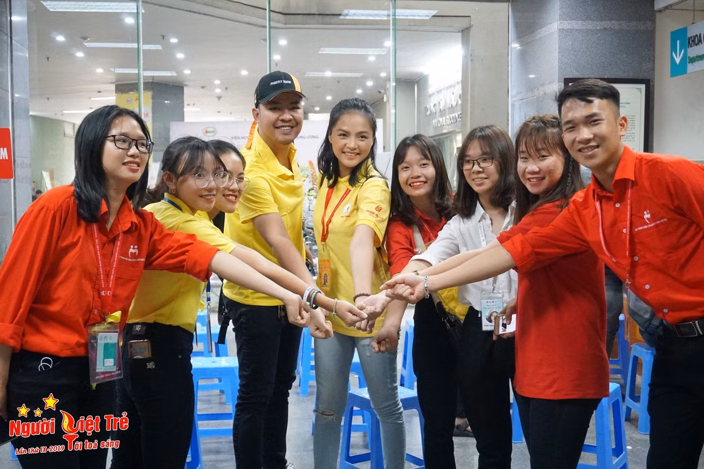 Nhiều nghệ sĩ là đại sứ đã đồng hành cùng ngày hội Người Việt trẻ trong những năm vừa qua.
