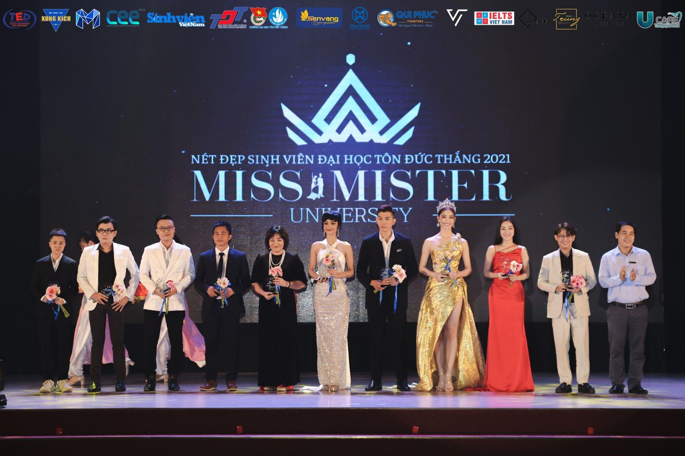 Hội đồng Ban Giám Khảo “cực khủng” tại đêm Chung kết Nét đẹp Sinh viên TDTU 2021 Hội đồng Ban Giám Khảo “cực khủng” tại đêm Chung kết Nét đẹp Sinh viên TDTU 2021