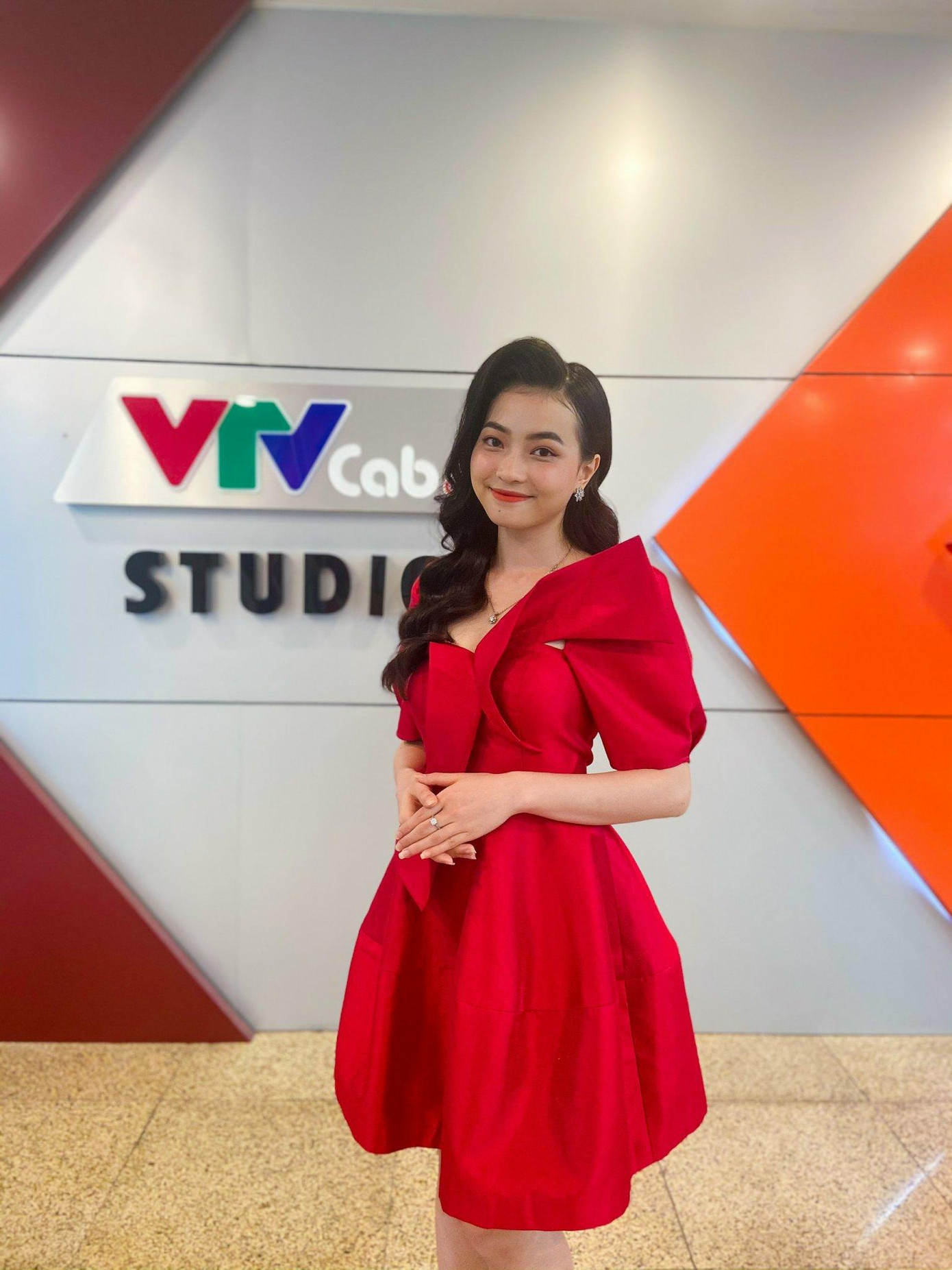 Phạm Thị Bích Ngọc ( Ngọc Thụy)