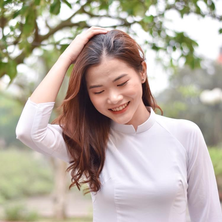 “Đừng để cuộc đời của bạn là một cuốn sách đẹp, hãy để nó là một cuốn sách hay”.