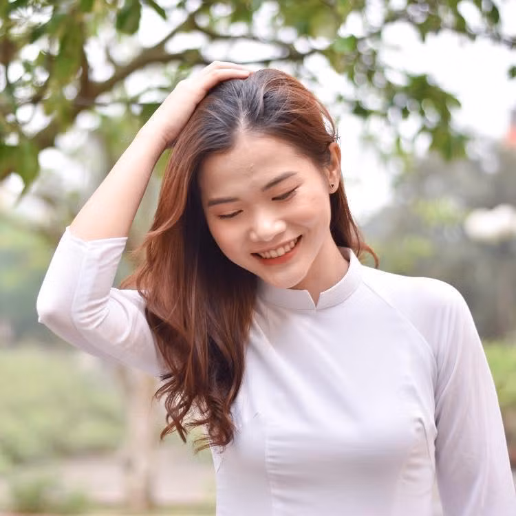 “Đừng để cuộc đời của bạn là một cuốn sách đẹp, hãy để nó là một cuốn sách hay”.