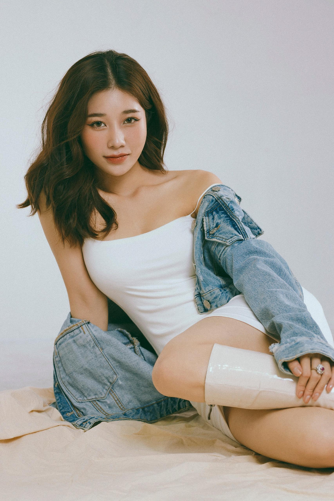 Thời gian ở nhà phòng, chống dịch chính là lúc để Phương Mai cân bằng lại bản thân, quan tâm và chăm sóc gia đình nhiều hơn. Ảnh: NVCC Thời gian ở nhà phòng, chống dịch chính là lúc để Phương Mai cân bằng lại bản thân, quan tâm và chăm sóc gia đình nhiều hơn. Ảnh: NVCC