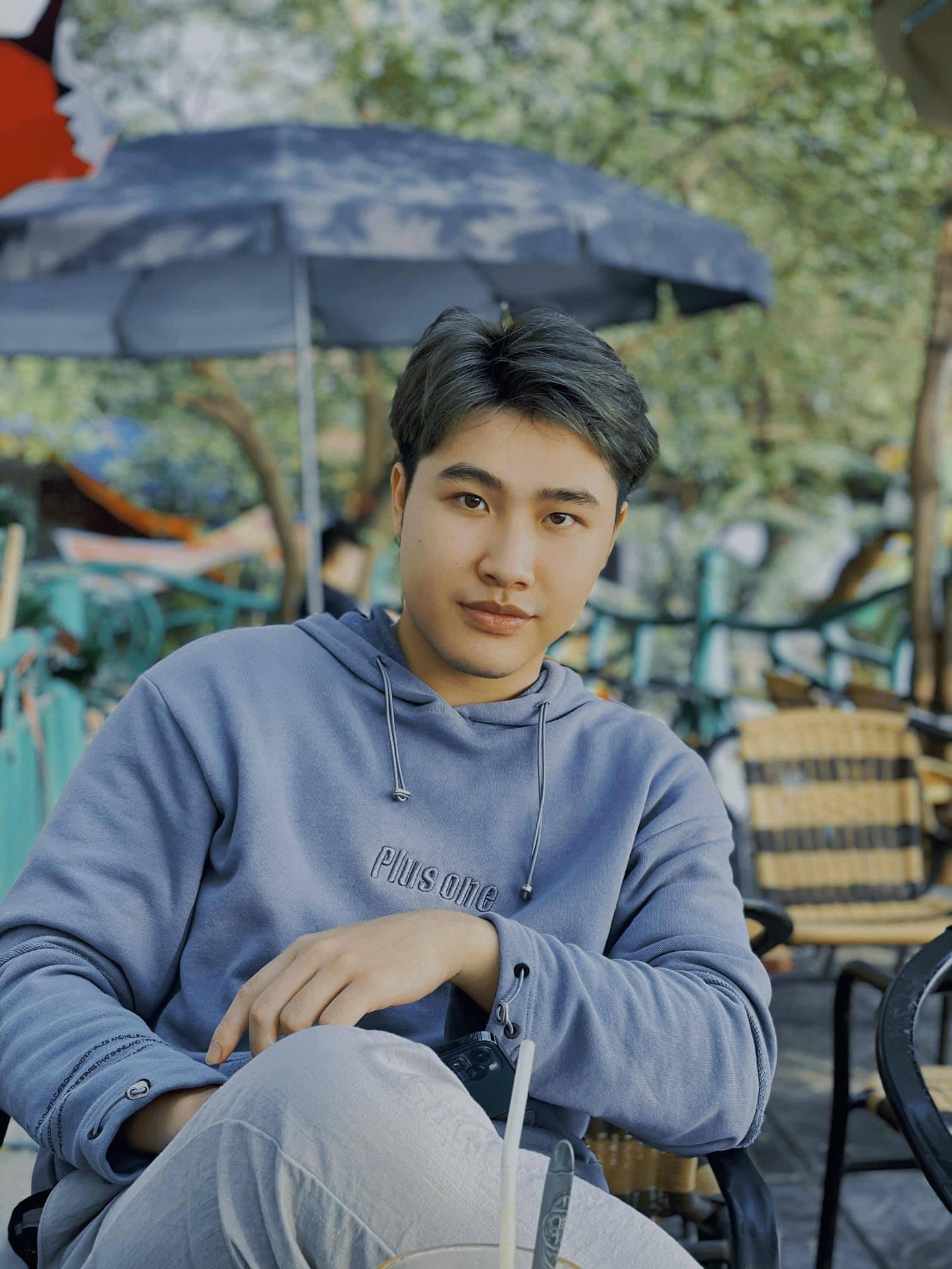 Không chỉ dừng lại với vai trò rapper, đầu năm 2018, Deus Tiến Đạt bắt đầu với công việc làm content và đem về những thành công nhất định. Không chỉ dừng lại với vai trò rapper, đầu năm 2018, Deus Tiến Đạt bắt đầu với công việc làm content và đem về những thành công nhất định.