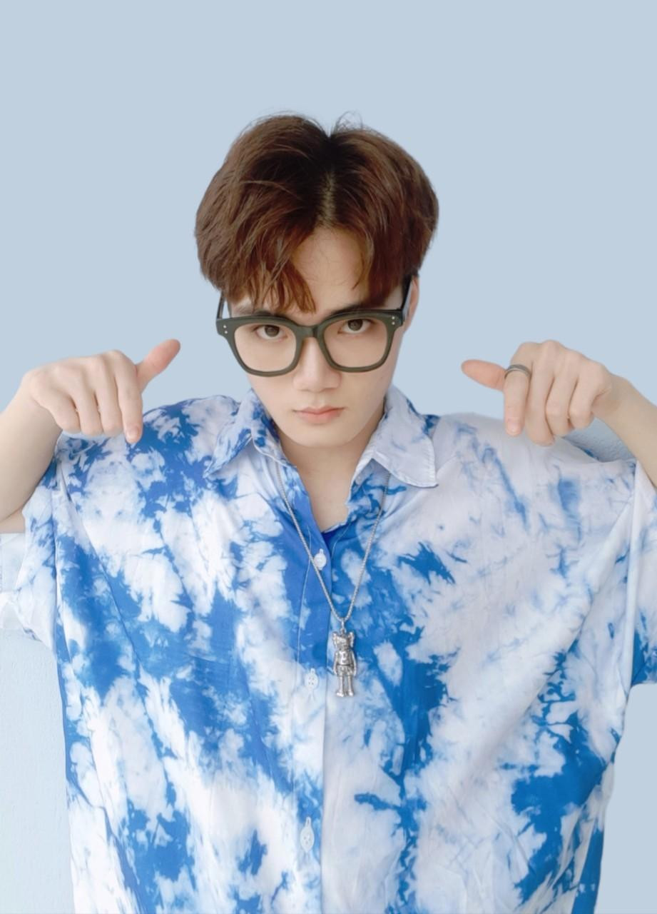 Nguyễn Hữu Việt Anh- sinh viên trường Đại học Xây Dựng Hà Nội. Nguyễn Hữu Việt Anh- sinh viên trường Đại học Xây Dựng Hà Nội.