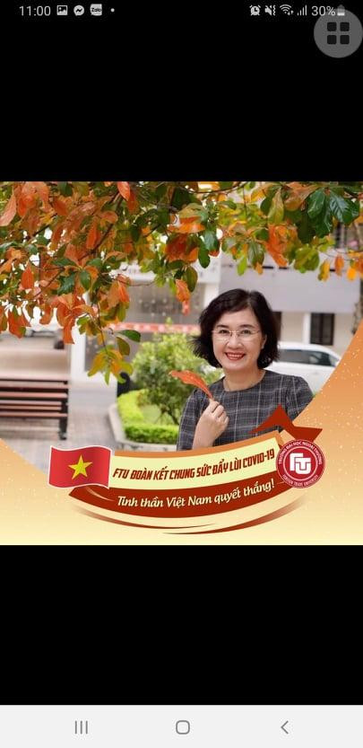 Hiệu trưởng, Chủ tịch Hội đồng trường, Hiệu phó Nhà trường thay ảnh đại diện để ủng hộ tinh thần các em sinh viên