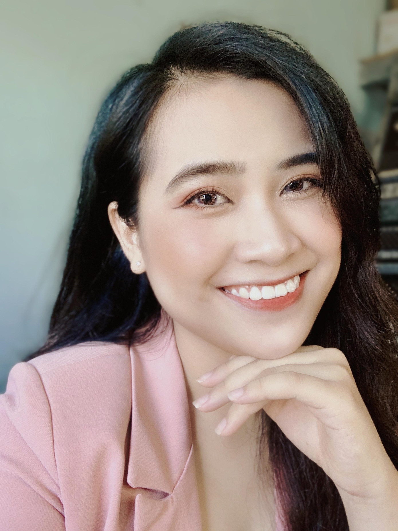 Lê Phương Anh sinh năm 2000. Lê Phương Anh sinh năm 2000.