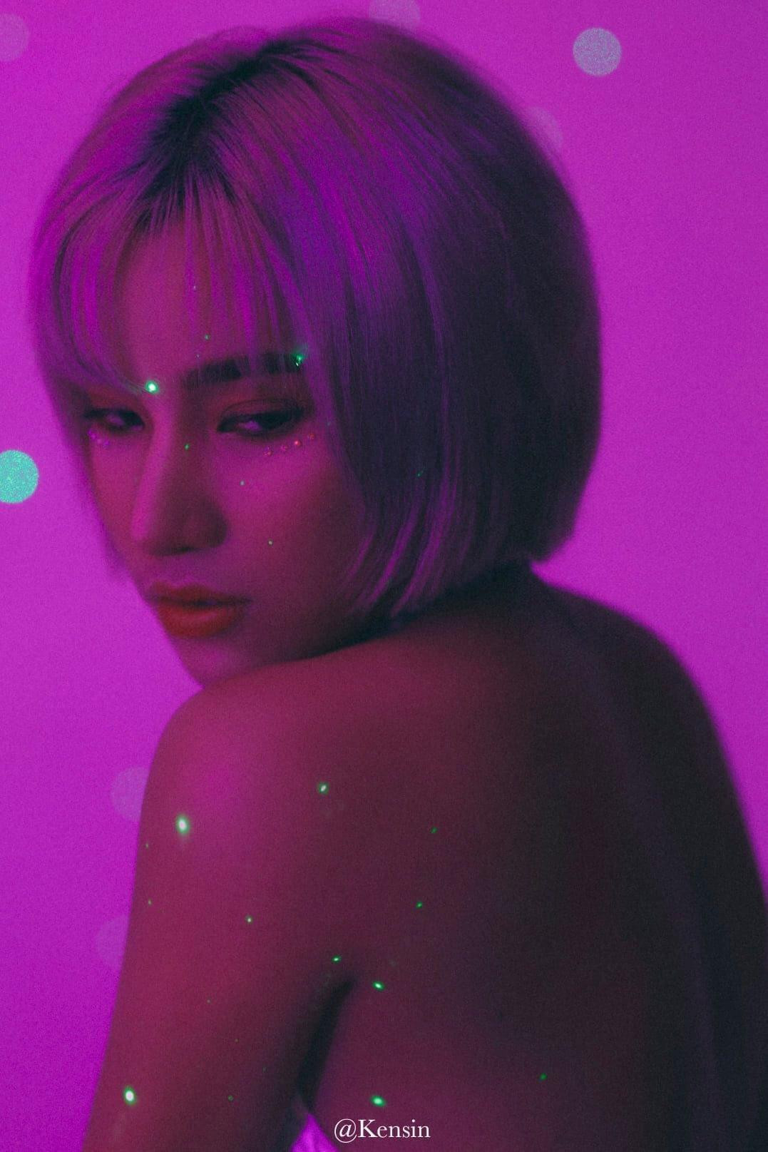 Với Lily, phụ nữ hiện đại cần đầu tư cho bản thân về kiến thức, vẻ bề ngoài và một nội tâm bất cần Với Lily, phụ nữ hiện đại cần đầu tư cho bản thân về kiến thức, vẻ bề ngoài và một nội tâm bất cần