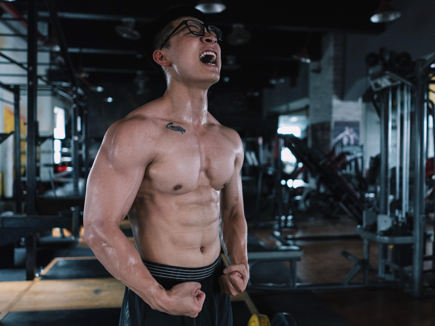 Luyện tập để trở thành động lực cho người khác và để được người khác truyền lại động lực cho mình.