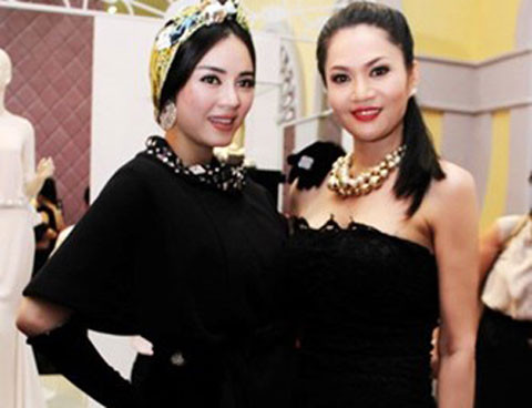 Người đẹp cùng thường xuyên công khai mối quan hệ thân thiết với 