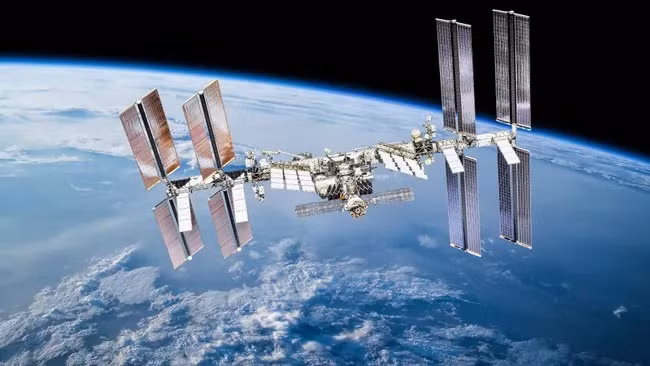 ISS đã tránh được một mảnh rác vũ trụ trong lần diễn tập tránh va chạm thứ 39 kể từ khi trạm vũ trụ này được phóng vào tháng 11 năm 1998. (Ảnh:Shutterstock)